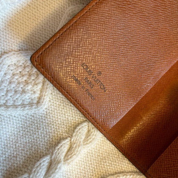Authentic PreOwned Louis Vuitton Card Wallet - Picture 6 of 7